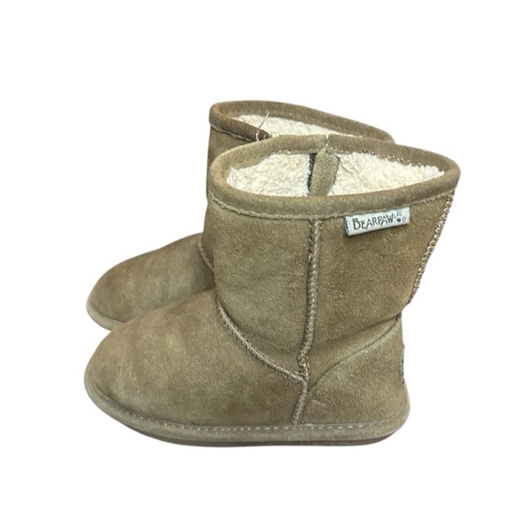 BearPaw Toddler Tan Fleece Boots Suede size 12 - Picture 1 of 11